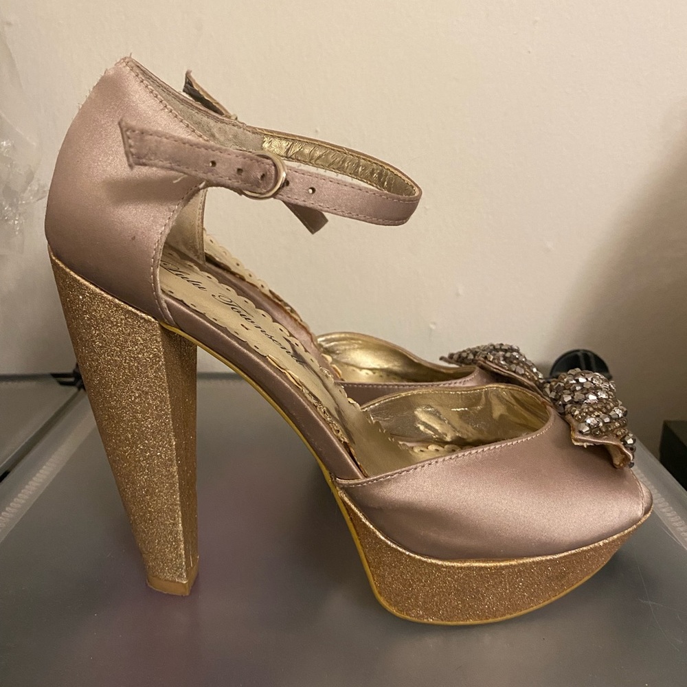 Beige and gold open toe heels